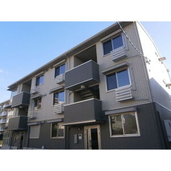 物件外観写真1　(外観写真)