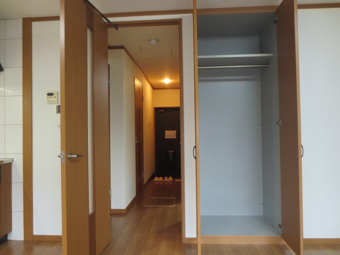 物件内観写真10　(収納)