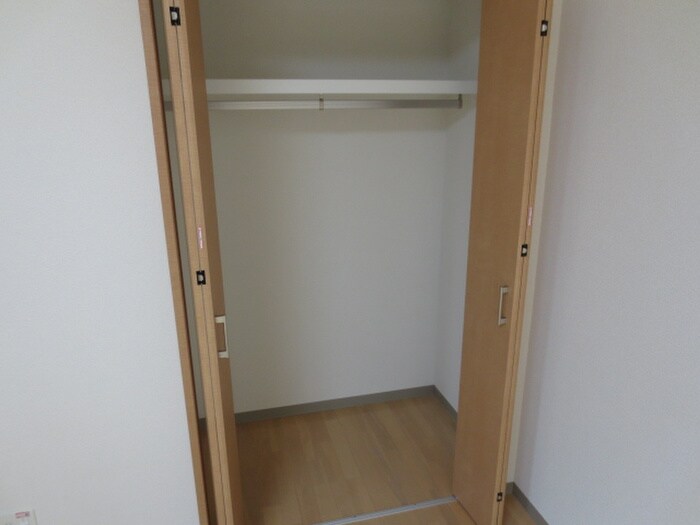 物件内観写真13　(収納)