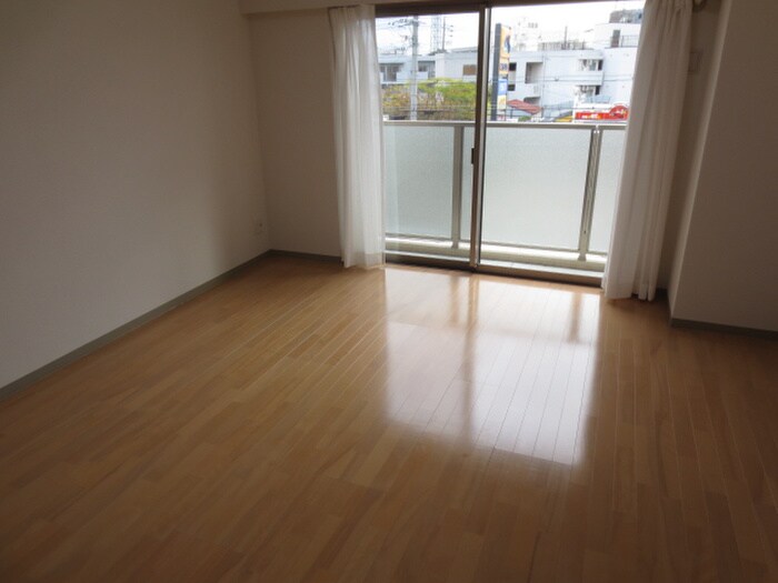 物件内観写真18　(居室)