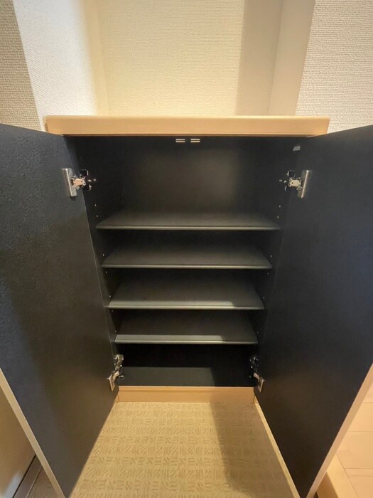 物件内観写真18　(靴箱)