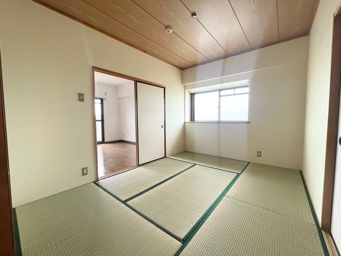 物件内観写真18　(居室)