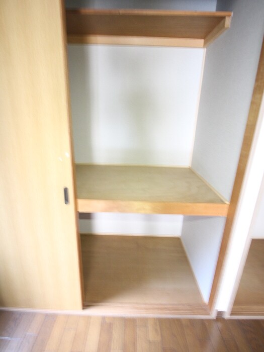 物件内観写真9　(収納)