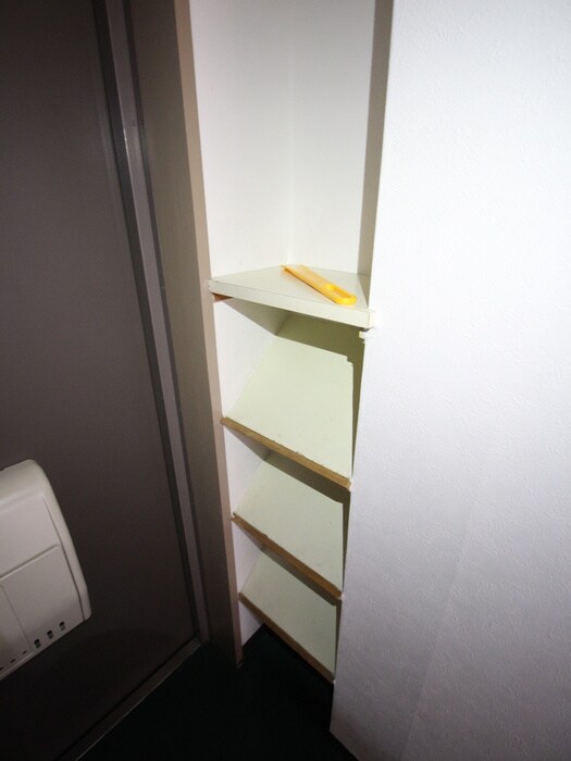 物件内観写真16　(靴箱)