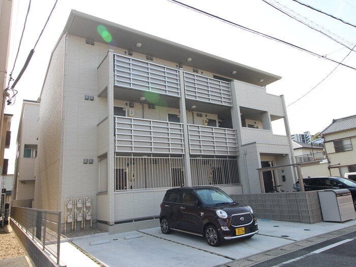 物件外観写真1　(外観写真)