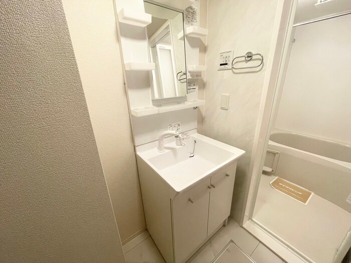 物件内観写真15　(洗面)