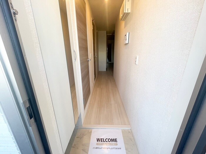 物件内観写真22　(玄関)