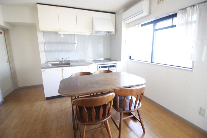 物件内観写真8　(キッチン)