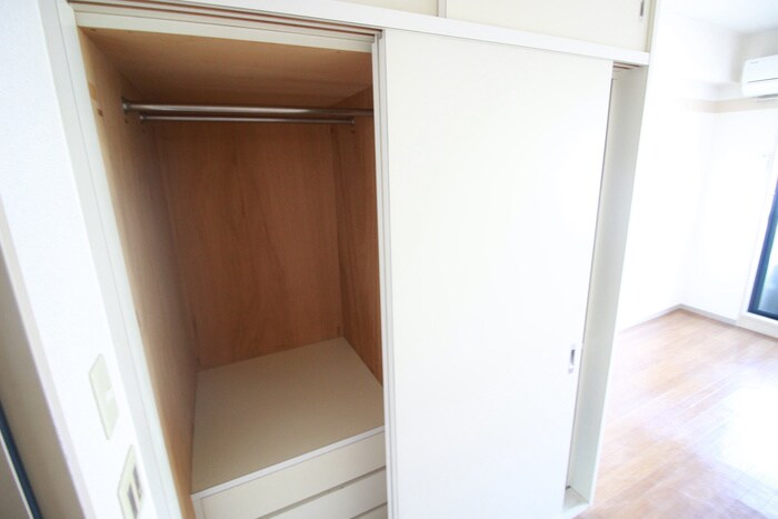 物件内観写真11　(収納)