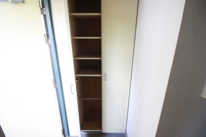 物件内観写真13　(靴箱)