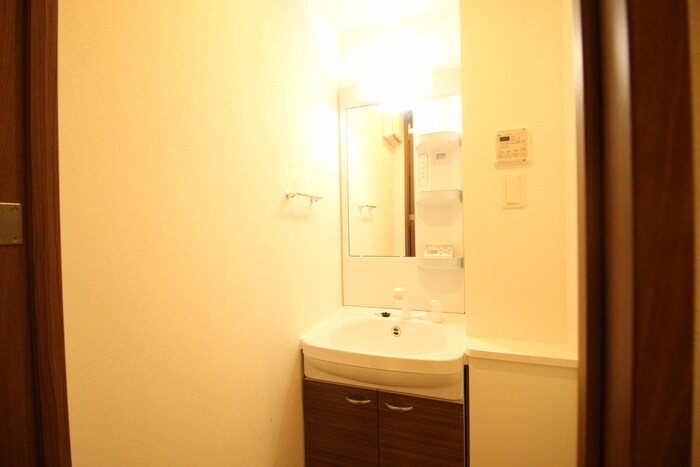 物件内観写真11　(洗面)