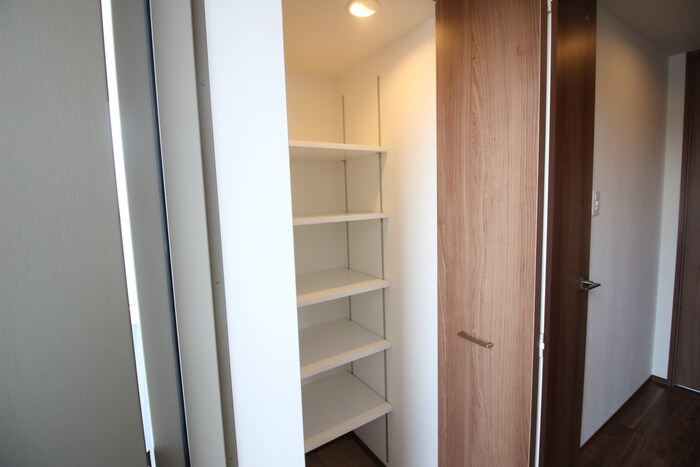 物件内観写真15　(靴箱)