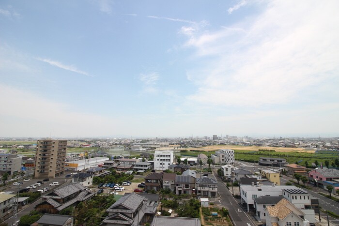 物件内観写真17　(室内からの展望)