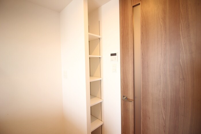 物件内観写真21　(収納)