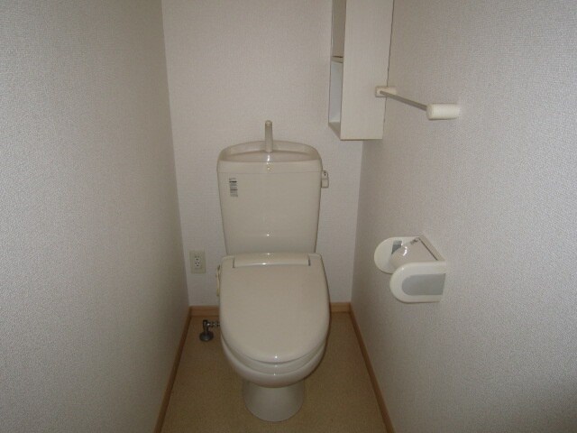 物件内観写真12　(トイレ)