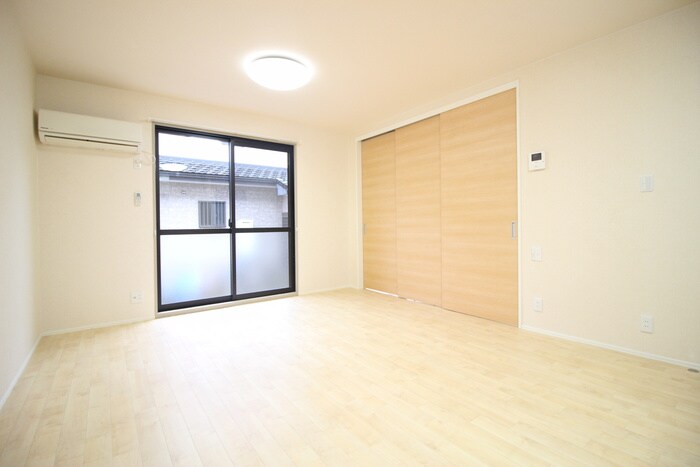 物件内観写真5　(居室)