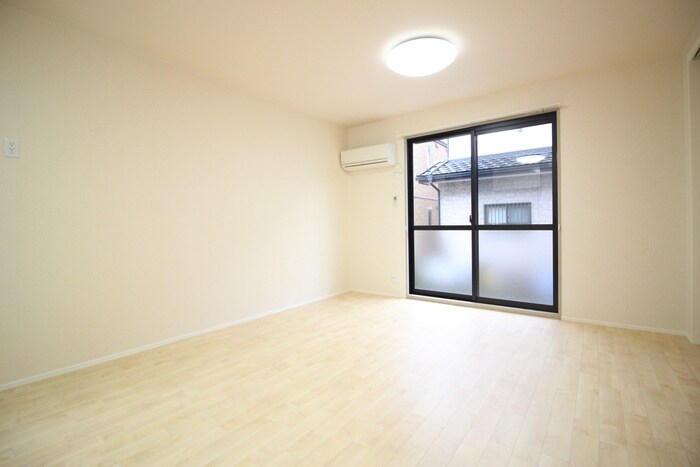 物件内観写真15　(居室)