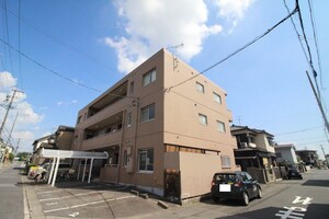 ヤスイマンション外観写真