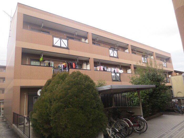 物件外観写真3　(外観写真)