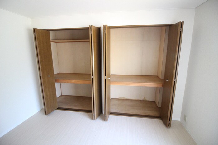 物件内観写真11　(収納)