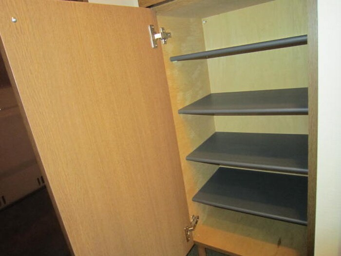 物件内観写真8　(靴箱)