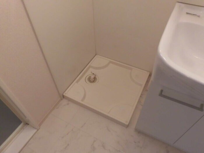 物件内観写真13　(洗濯機置場)