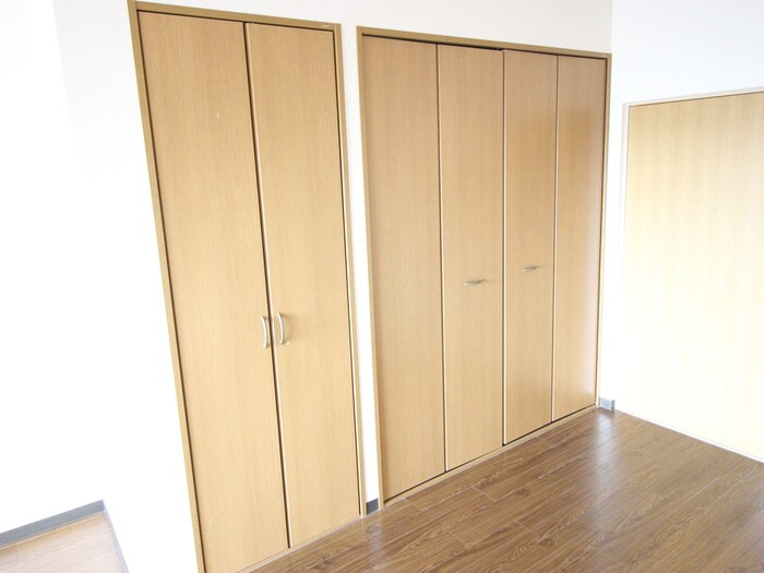 物件内観写真16　(収納)