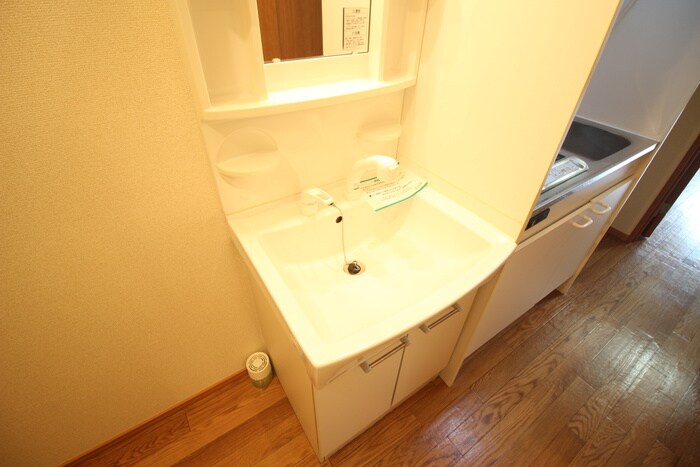 物件内観写真11　(洗面)