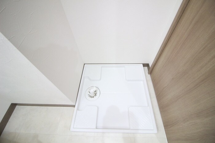 物件内観写真11　(洗濯機置場)