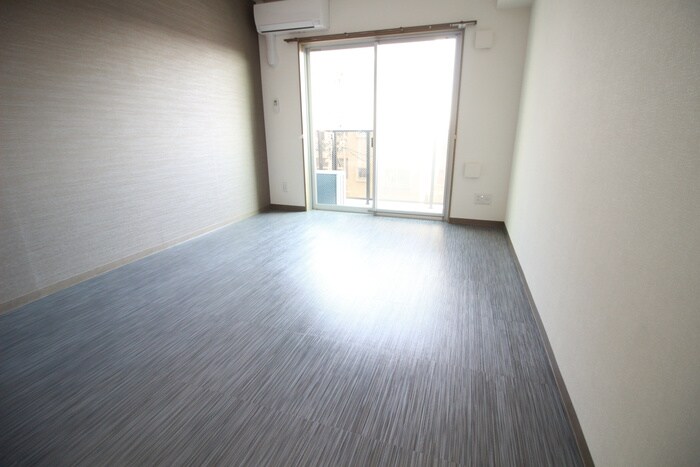 物件内観写真16　(居室)