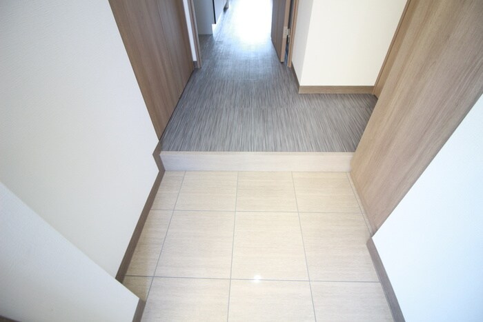 物件内観写真19　(玄関)