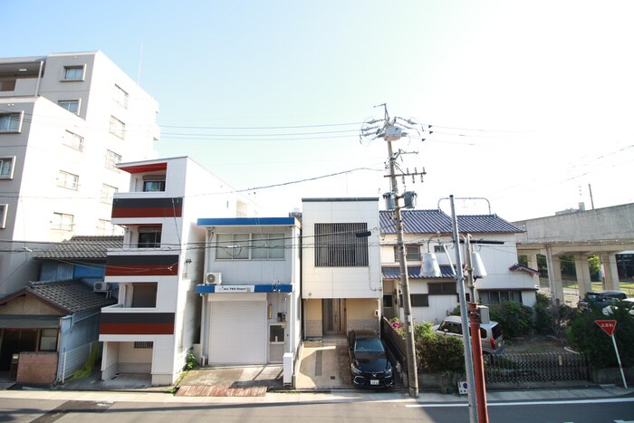 物件内観写真20　(室内からの展望)