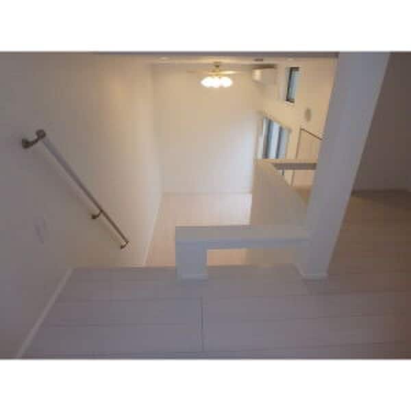 物件内観写真14　(廊下)