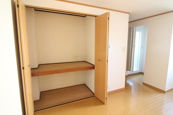物件内観写真11　(収納)