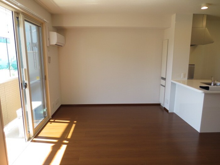 物件内観写真4　(居室)