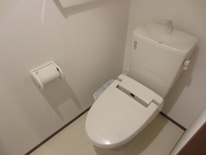 物件内観写真11　(トイレ)