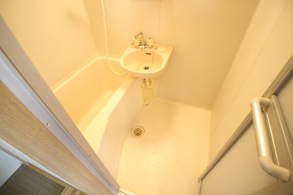 バス／シャワールーム等