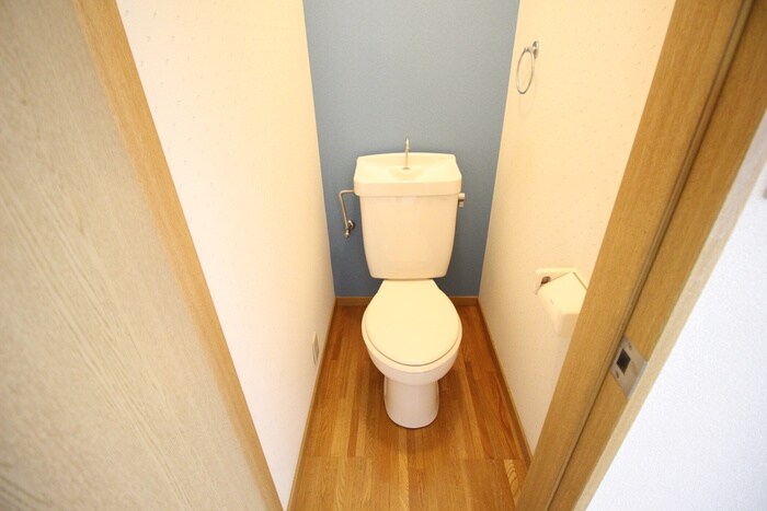 物件内観写真12　(トイレ)