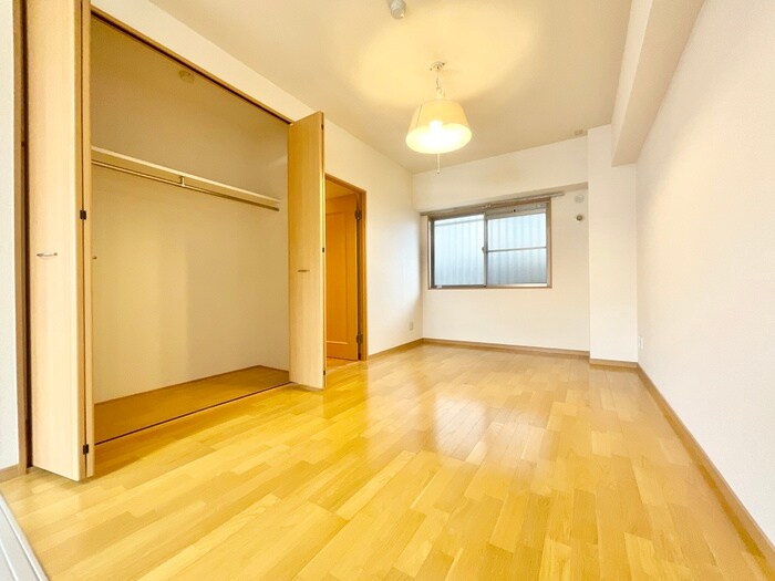 物件内観写真8　(収納)