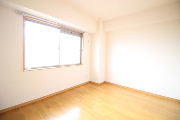 物件内観写真13　(居室)