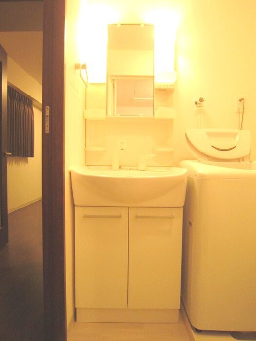 物件内観写真11　(洗面)