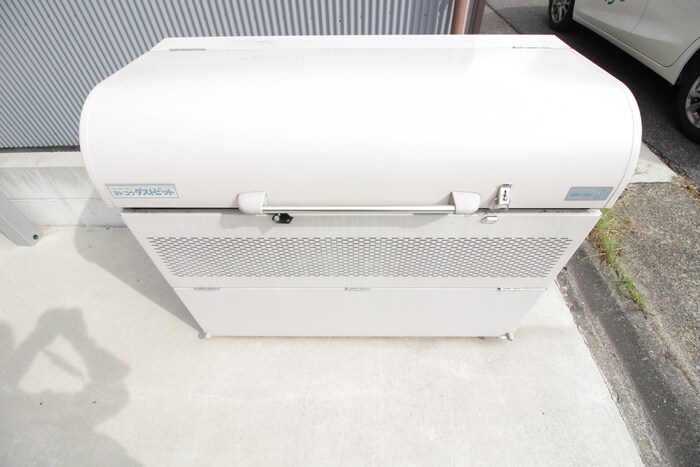 物件外観写真4　(建物設備)