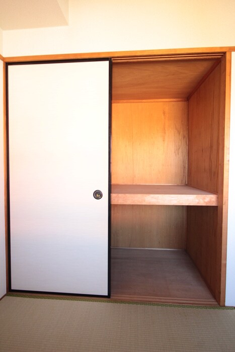 物件内観写真9　(収納)