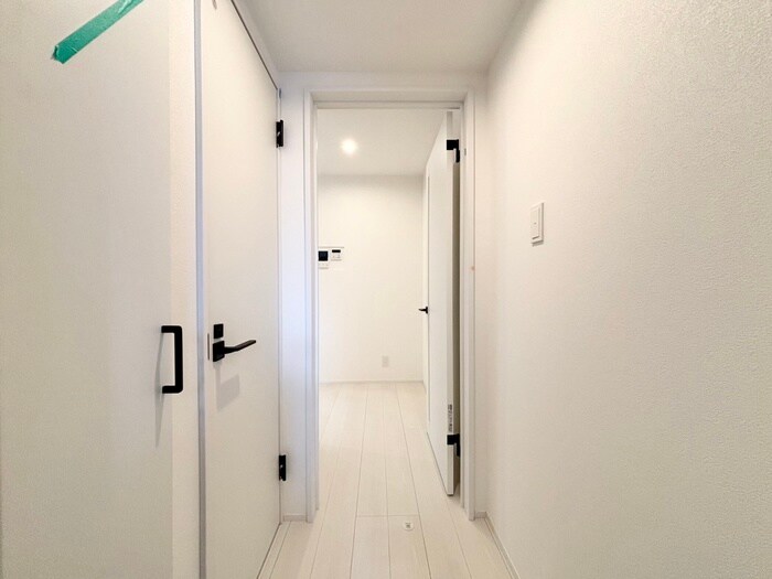 物件内観写真8　(廊下)