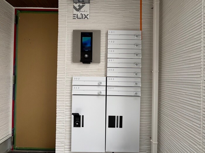 物件外観写真6　(建物設備)