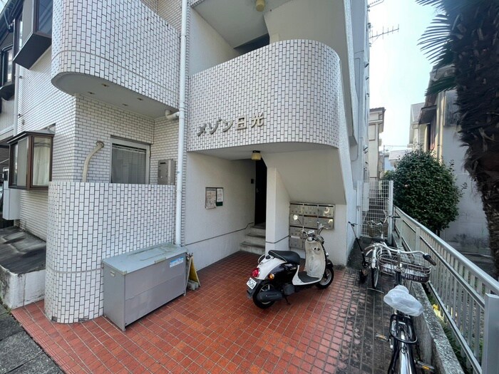 物件外観写真3　(駐輪場)