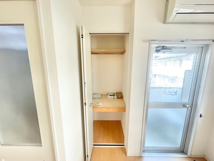 物件内観写真12　(収納)