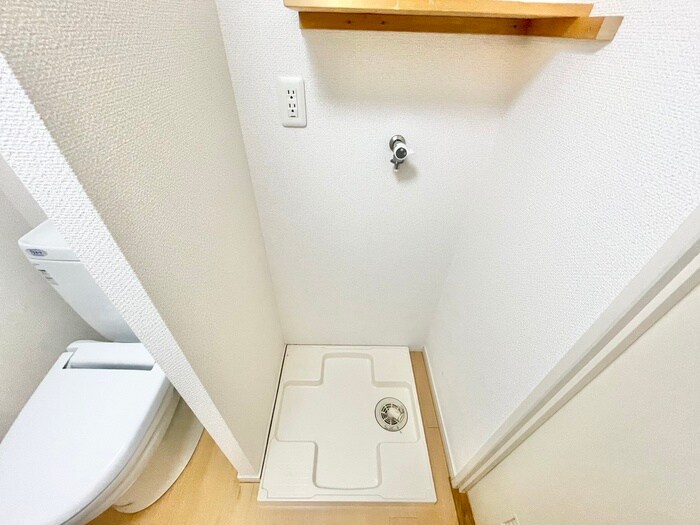 物件内観写真20　(洗濯機置場)