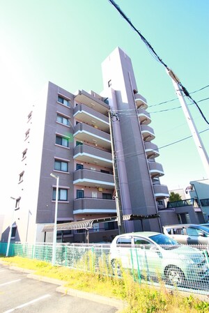 グランドール緑地公園外観写真