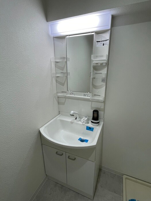 物件内観写真9　(洗面)